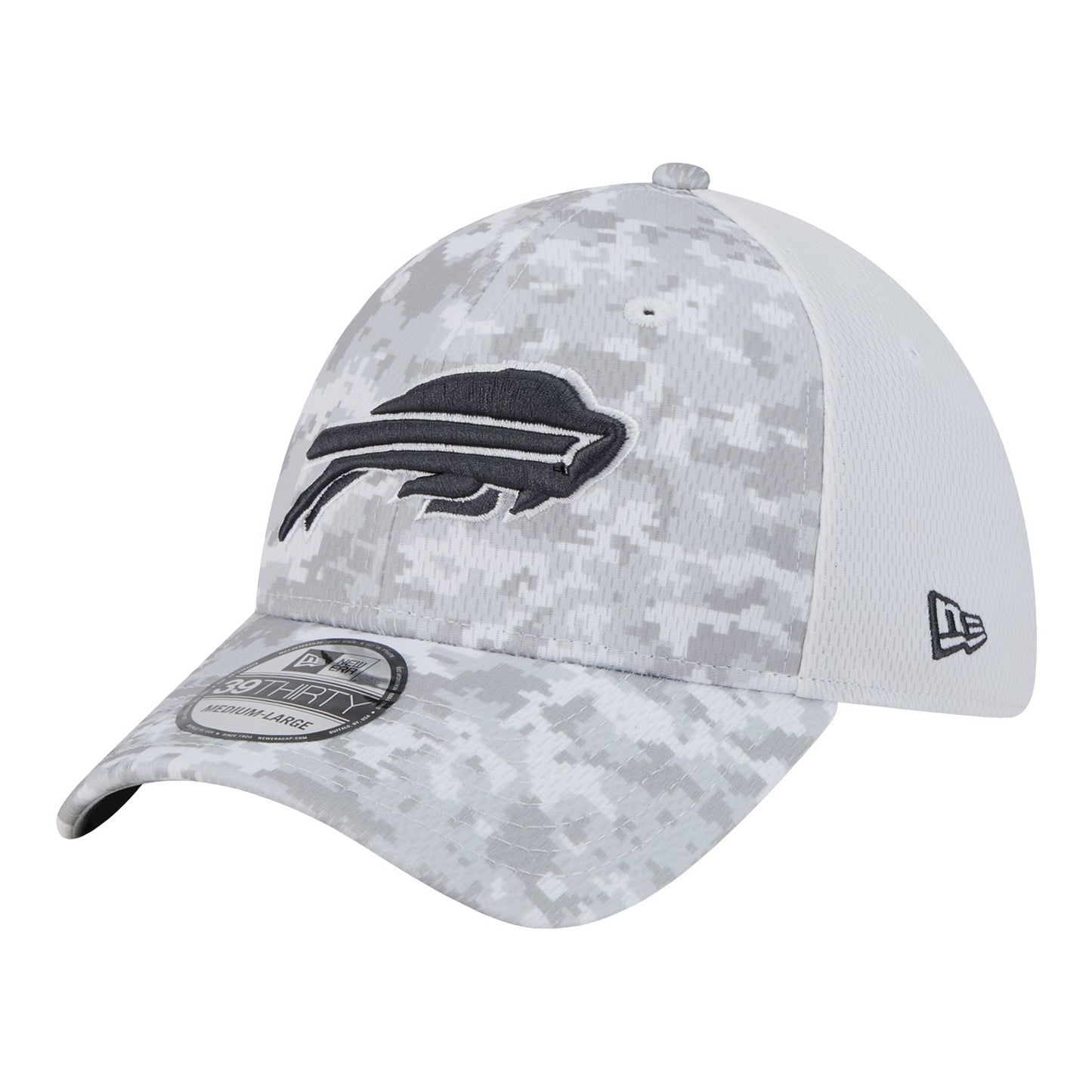 Bills New Era 2024 Salute to Service 39THIRTY Flex Hat In Grey - Front Right View