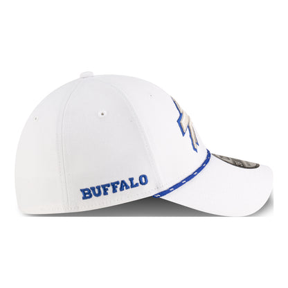 Buffalo Bills New Era 2025 Rivalry Series 39THIRTY Hat In White & Blue - Right Side View
